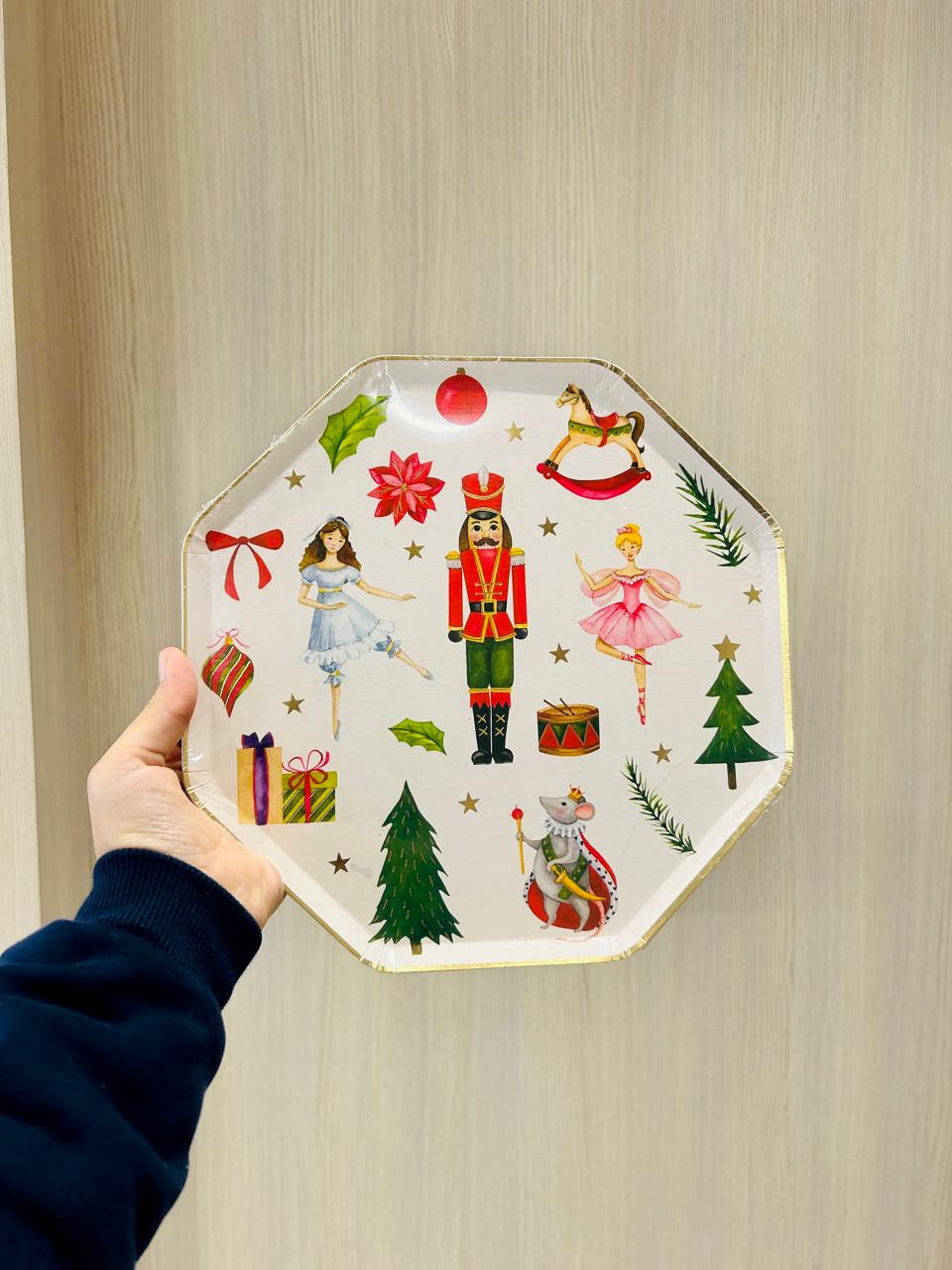 Christmas Dessert Plates (Pack Of 10) PartyPerfetto