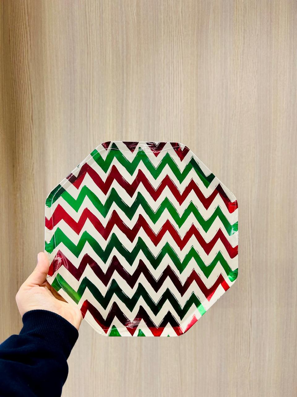 Christmas Dessert Plates (Pack Of 8) PartyPerfetto