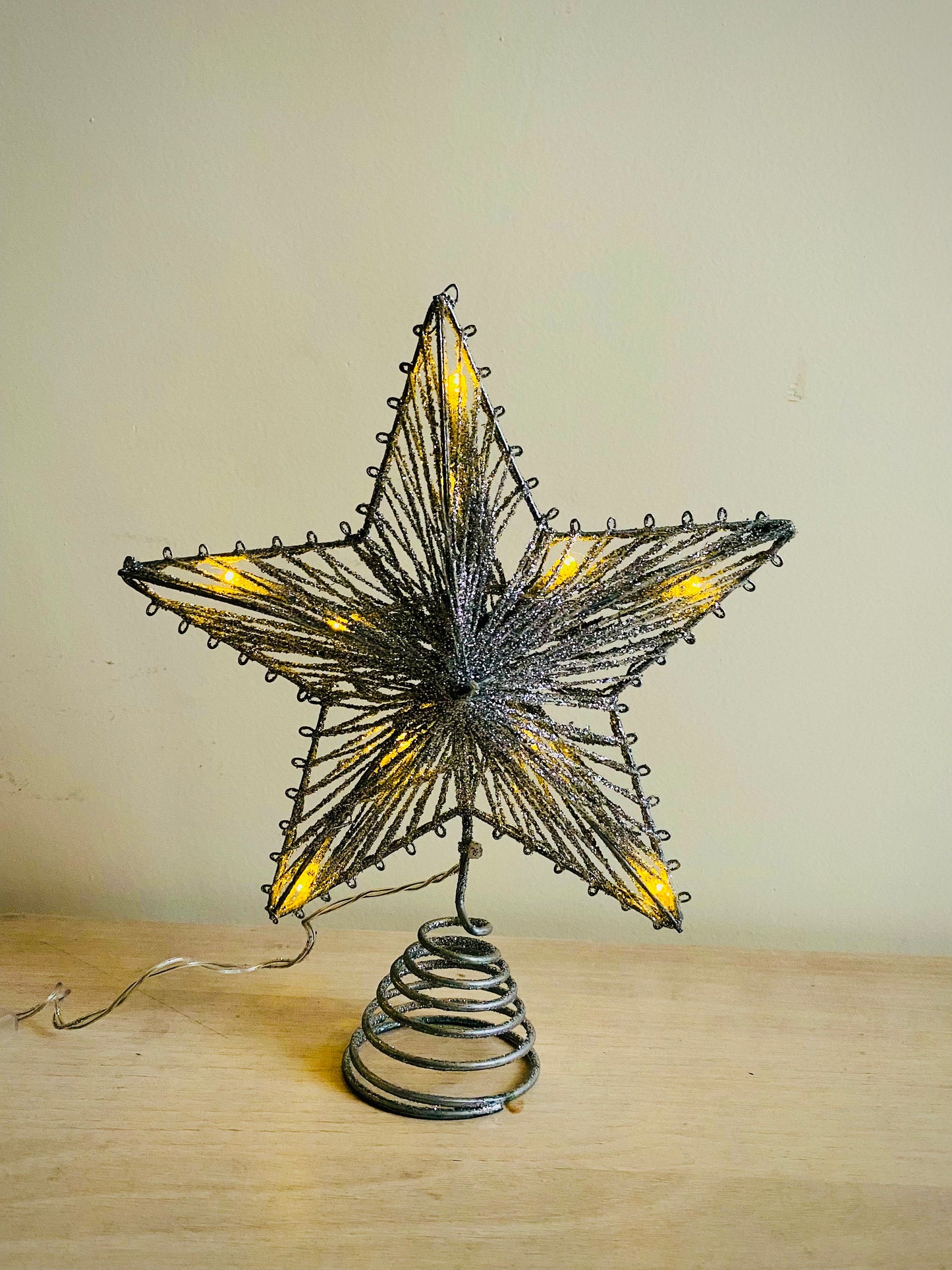 Star Tree Topper with Light PartyPerfetto