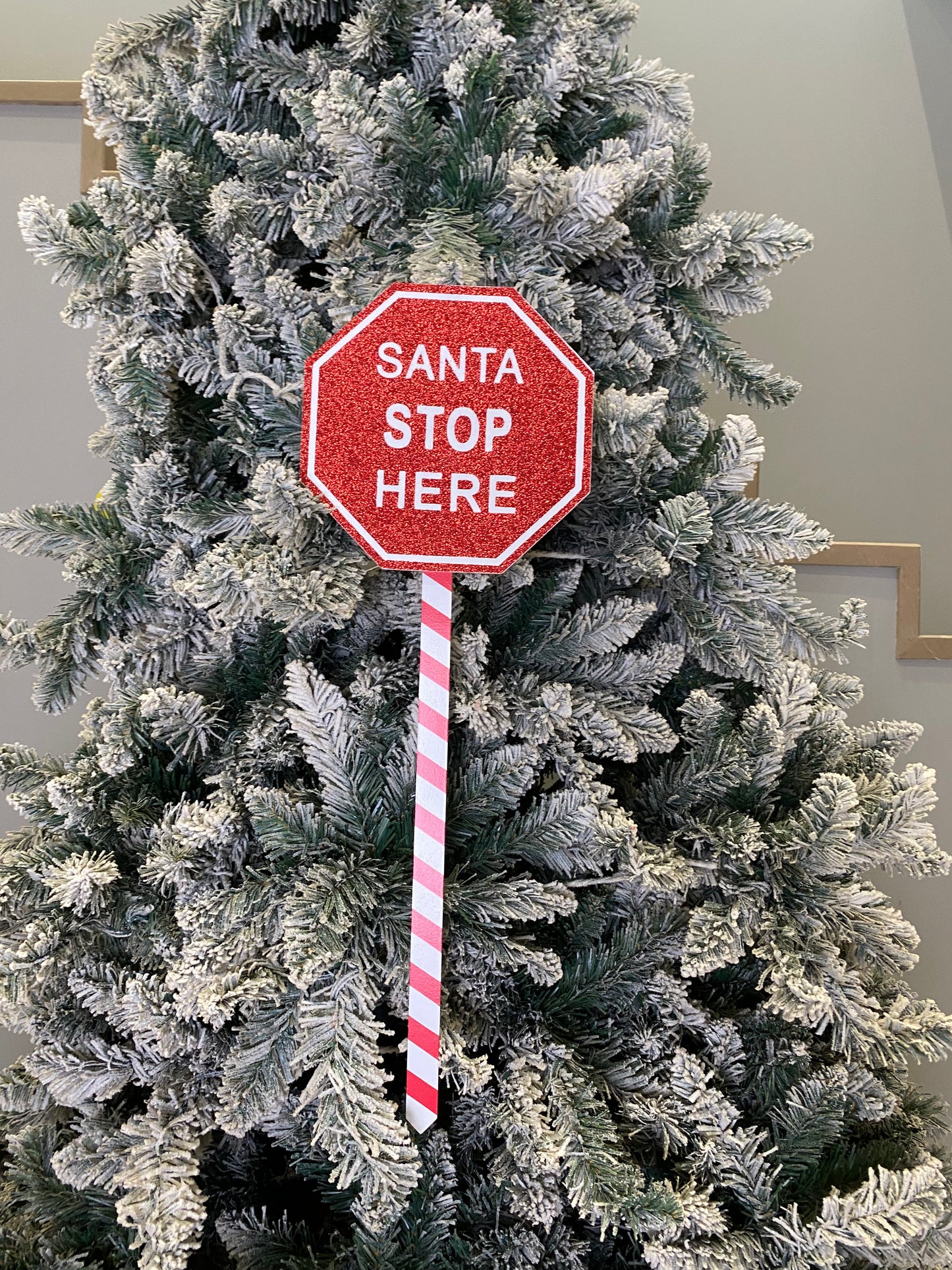 Santa Stop Here Sign 2 PartyPerfetto