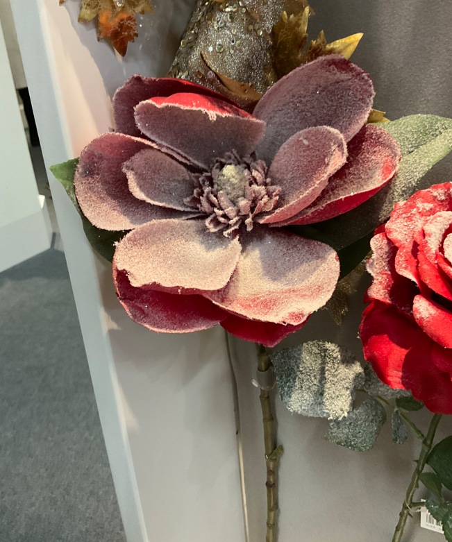 Velvet Snow Magnolia Stem 73cm Party Perfetto