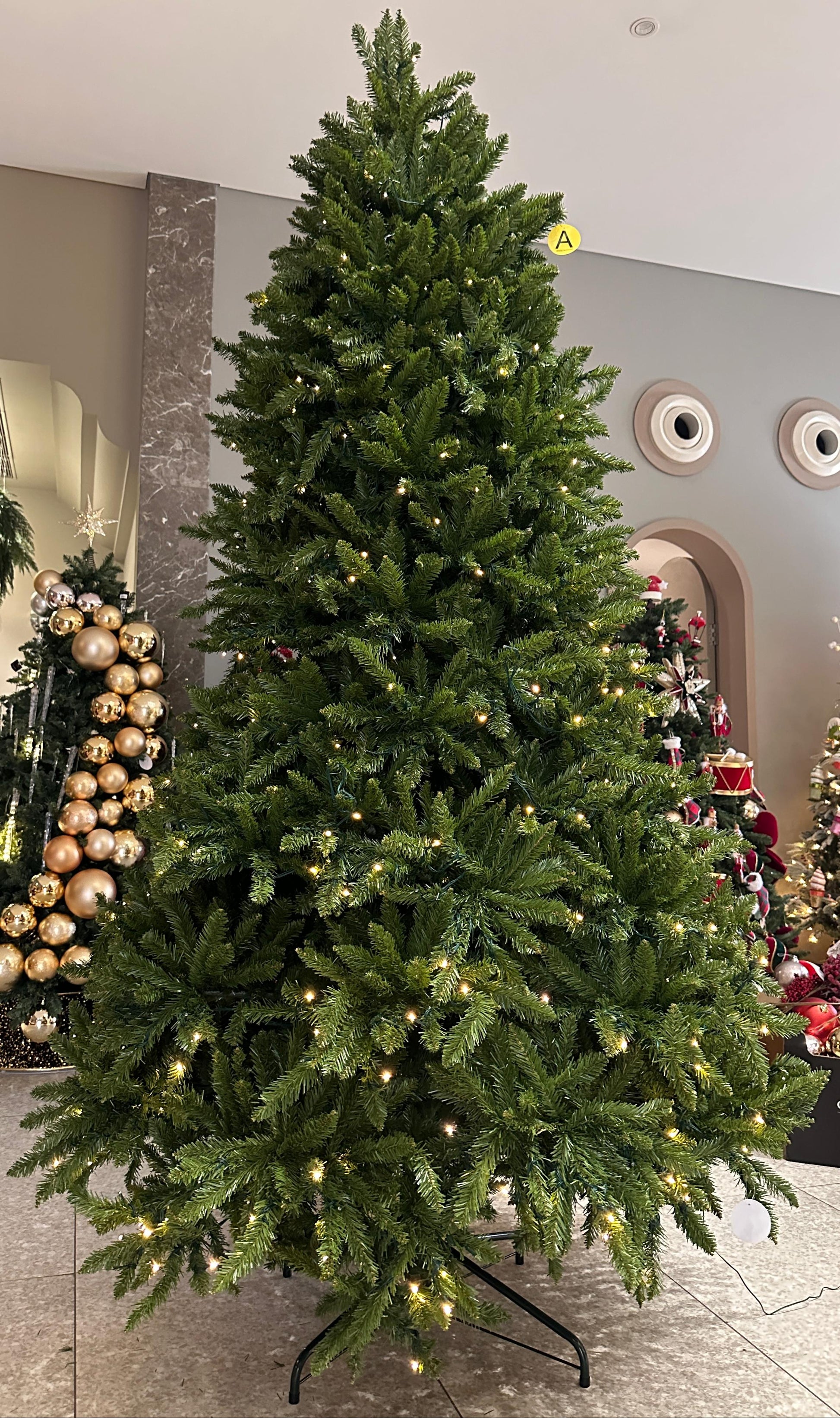 Pre Lit PVC Green Tree (7 ft) PartyPerfetto