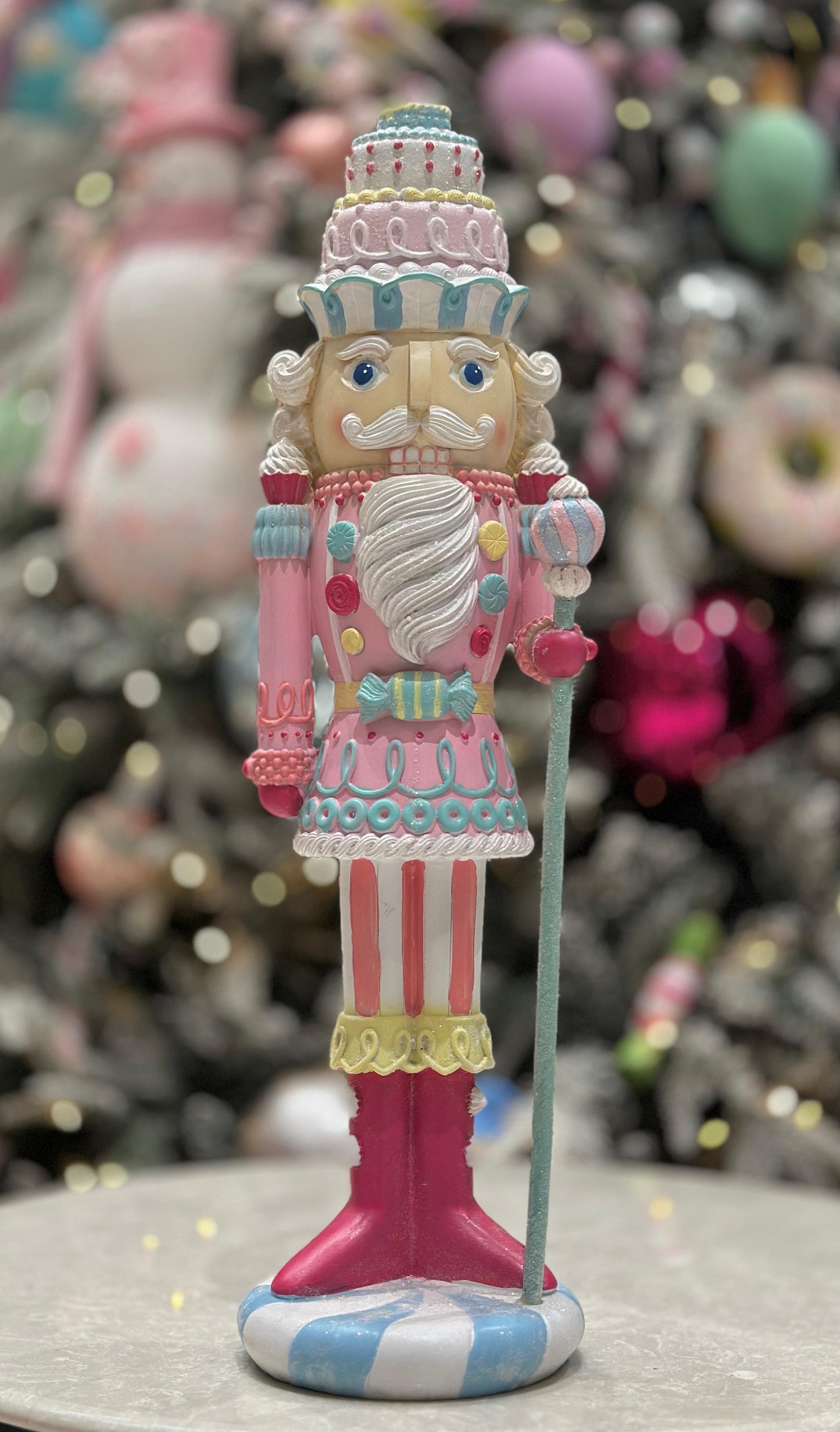 Resin Nutcracker PartyPerfetto