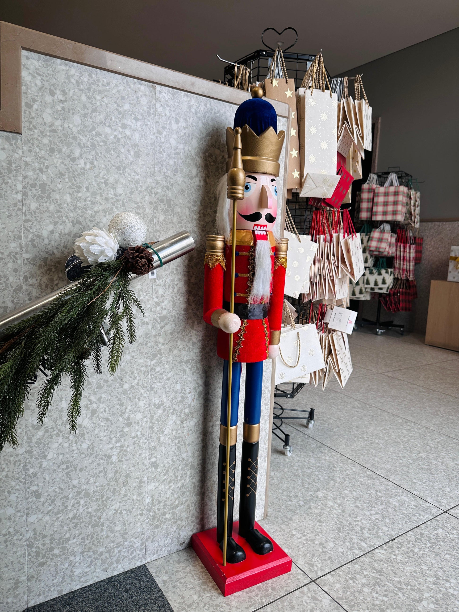 Red & Blue Giant Nutcracker PartyPerfetto