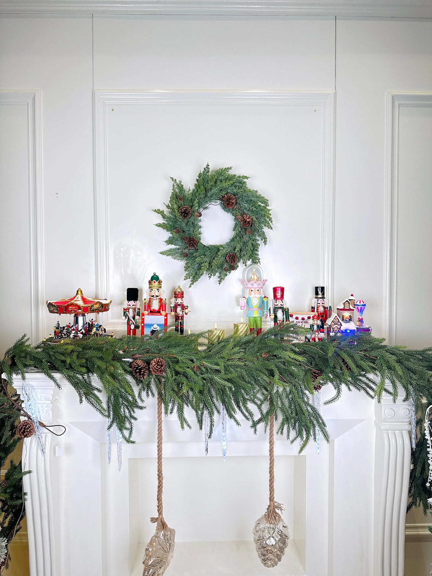 Pine Needle Garland (182cm) PartyPerfetto
