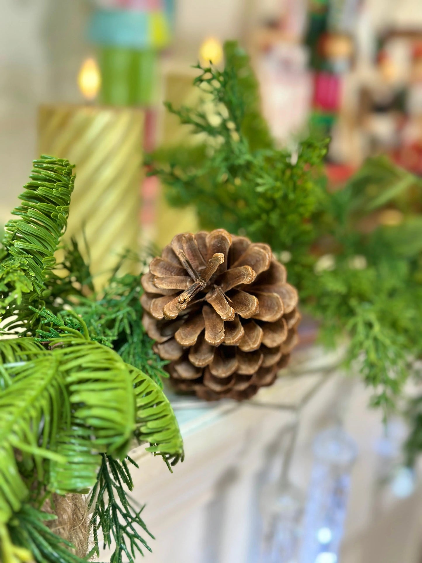 Red Berries & Pinecones Garland (182 cm) PartyPerfetto