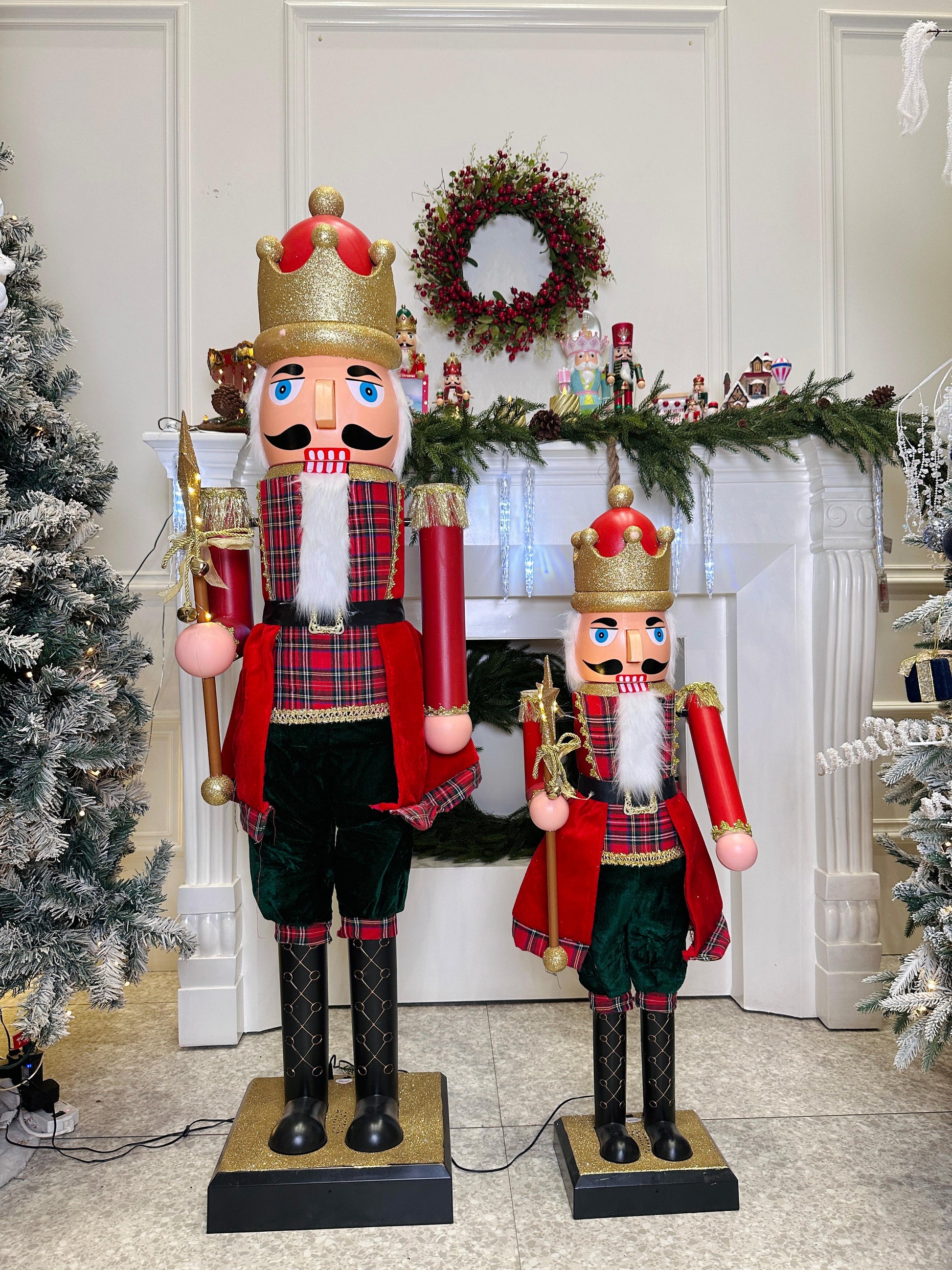 Singing Nutcracker (110 cm) PartyPerfetto