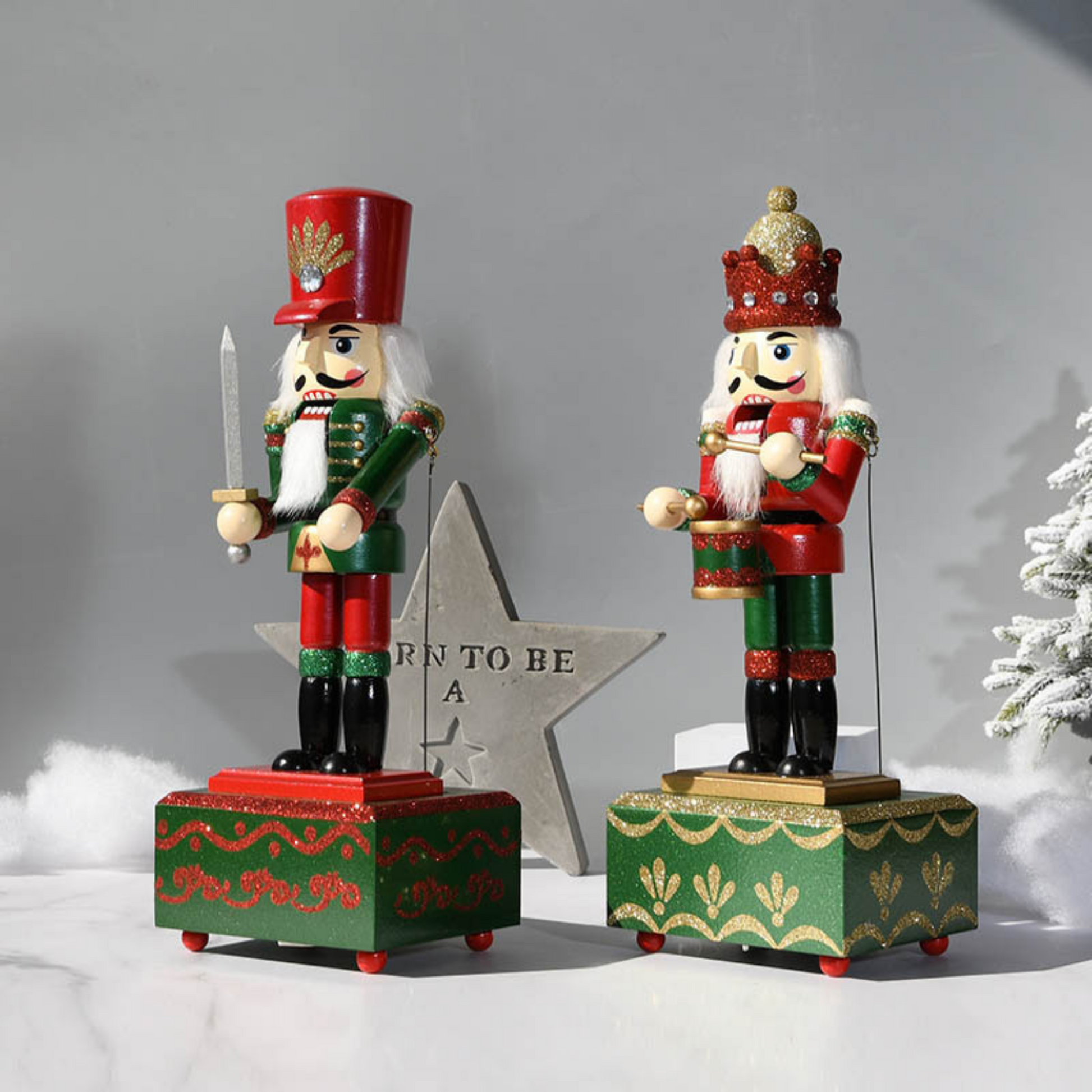 Wind Up Standing Nutcracker PartyPerfetto