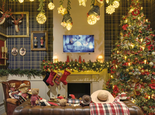 Commercial Christmas Decoration Services for Hotels, Cafés & Offices