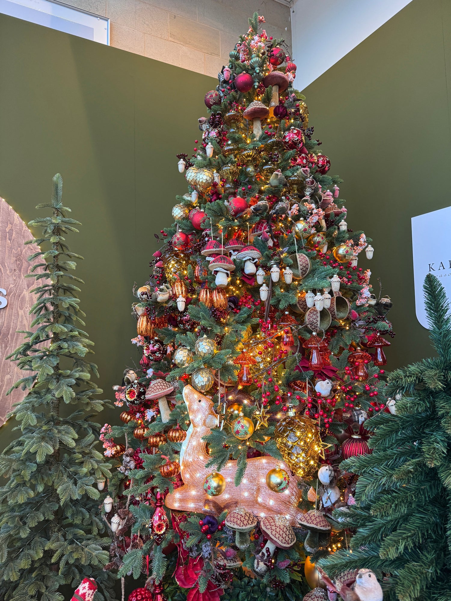 COUNTRY CHRISTMAS