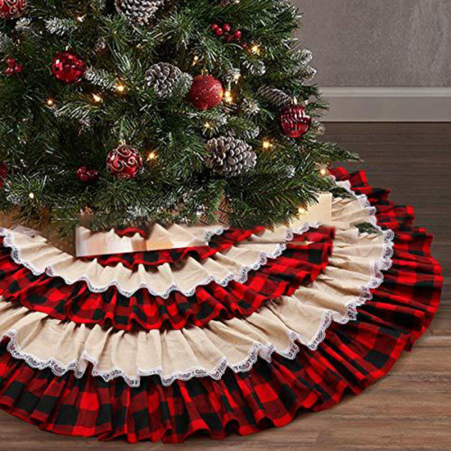 Red and White Flare Tree Skirt