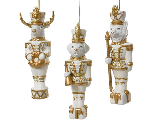 Nutcracker with golden finish (Pack of 1)