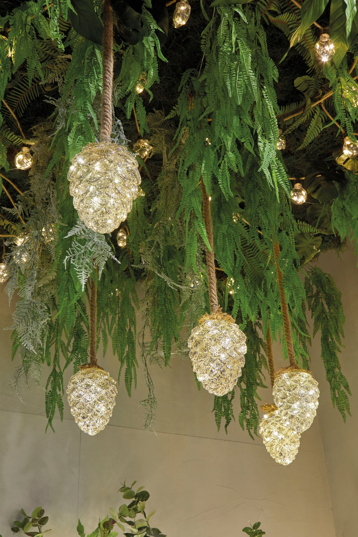 LED Pinecone Light with Rope