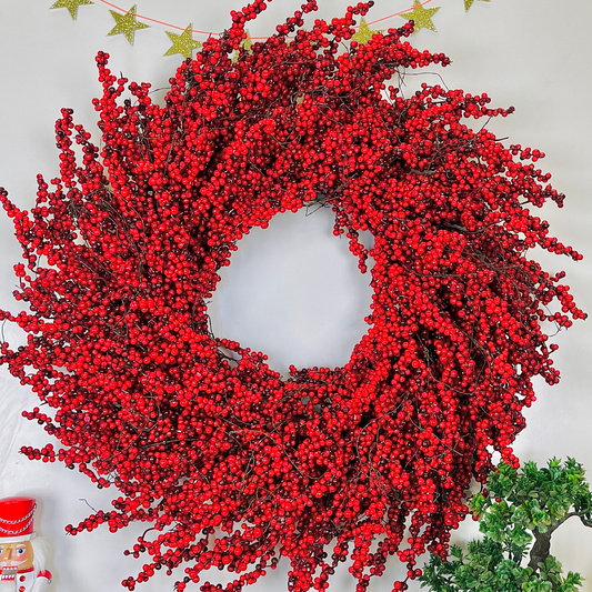 Red Berries Wreath (65 cm)